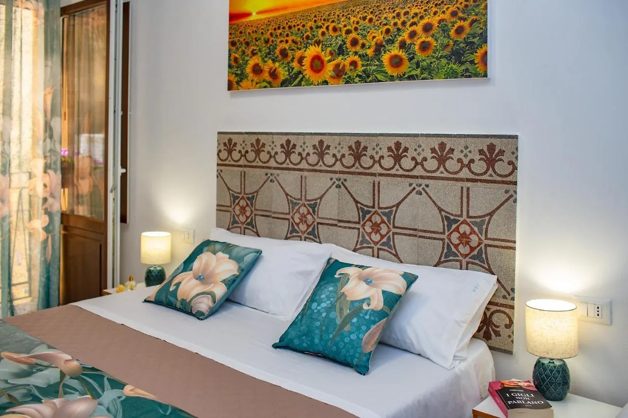 Nottincentro -Guest House- Sciacca Bed & Breakfast